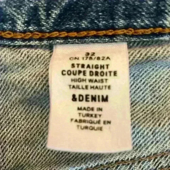 H&M &Denim Straight Leg High Waisted Embroidered/Distressed Jeans Sz 32 (US 0) - Picture 11 of 12